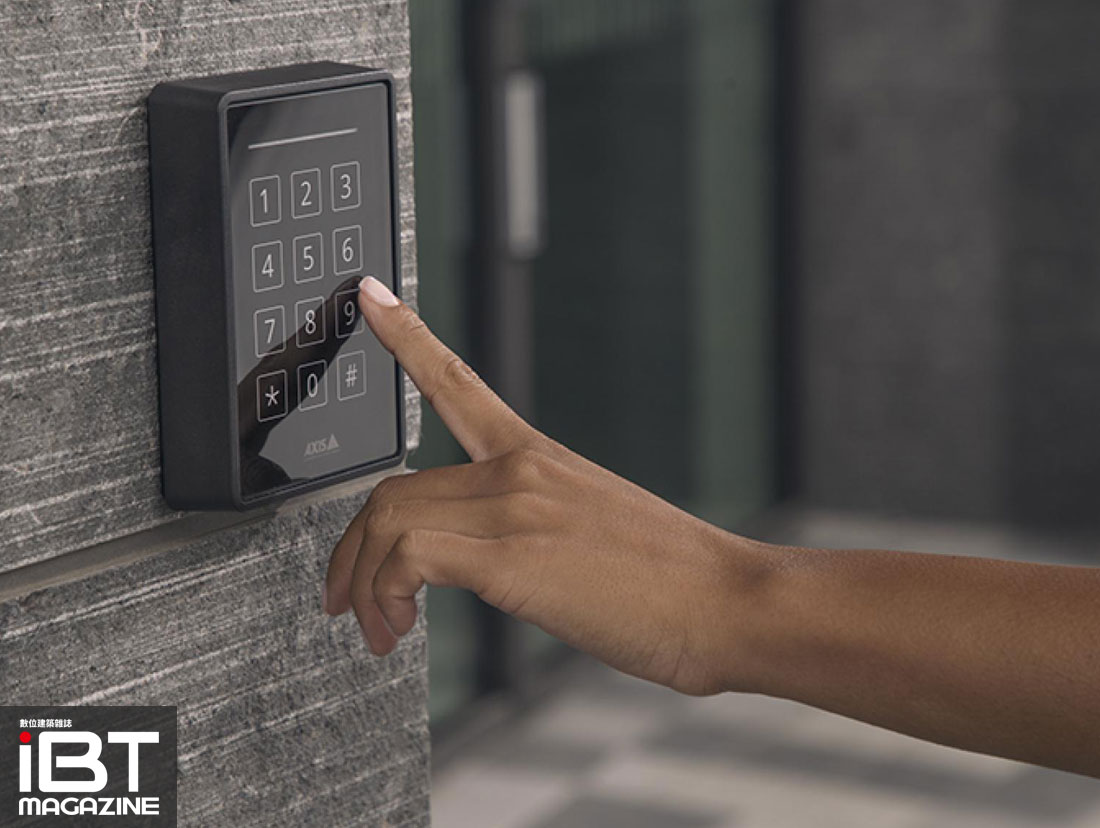建築-Axis 宣布推出帶有數字鍵盤的RFID門禁讀卡機AXIS A4120-E