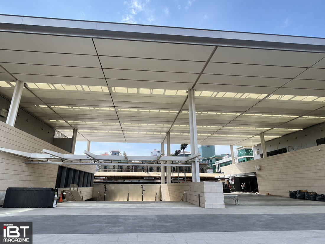 建築-百年古蹟不退場　新臺南車站以飄浮大屋頂串起城市新舊記憶